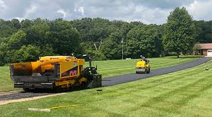 Best Asphalt Driveway Installation  in Battle Creek, MI